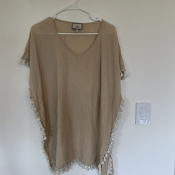 Tuckernuck Katie Caftan in Sand with Pom Poms – Lightweight Ramie M/L  De - Picture 3 of 8